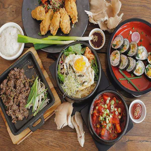 10 Món Ăn Biểu Tượng: Hơn Cả Ẩm Thực, Là Văn Hóa
